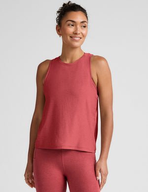red scoop neck relaxed fit tank top.