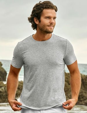 gray men's short sleeve shirt.