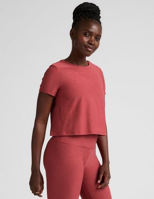red relaxed fit scoop neck cropped t-shirt.