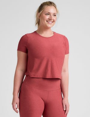 red relaxed fit scoop neck cropped t-shirt.